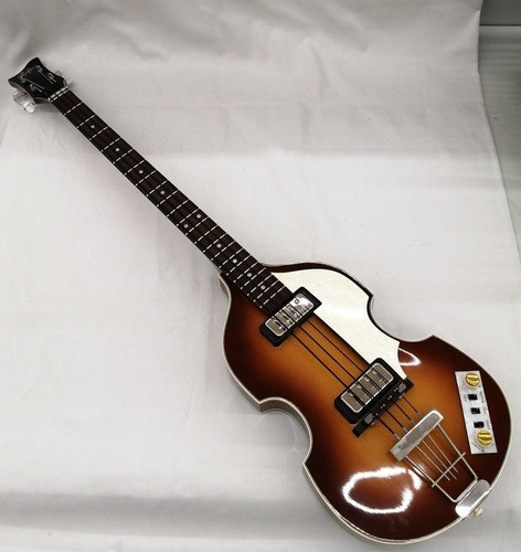 Guitare basse électrique
