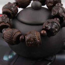 Bracelet en Bois sculpté