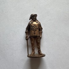 Kinder Antique Metal - Musketeer - Vintage 1980’s