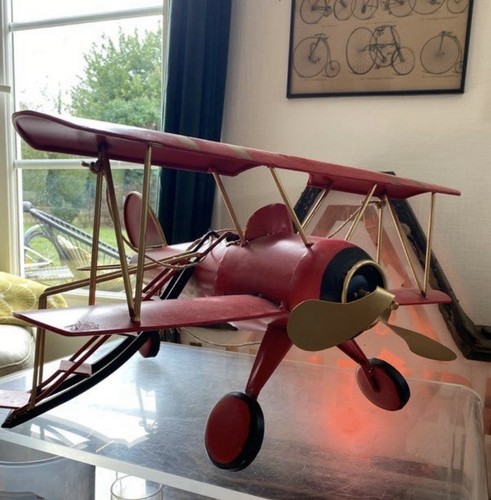 Avion biplan grand format