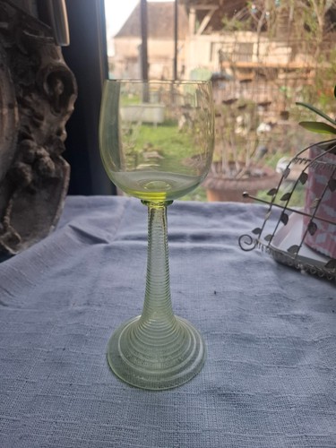 Verre couleur cristal - cristal, du