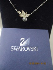Collier Swarovski métal argenté avec strass