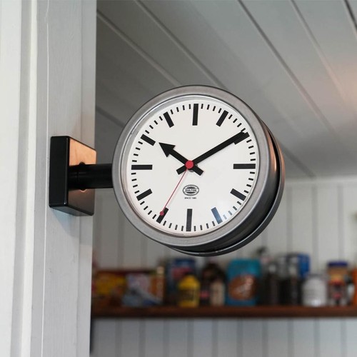 Horloge murale double face