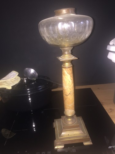 Lampe petrole 19e marbre - lampe, pied