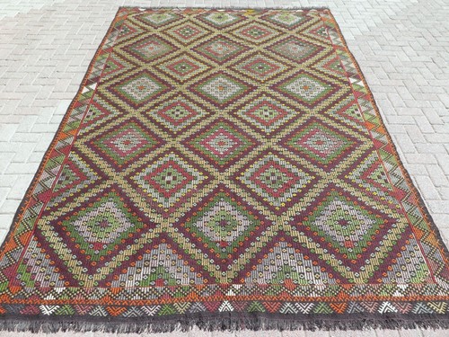 Tapis turc géométrique