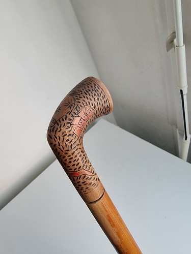 Cane marche gravée geisha - de,