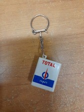 ancien bidon huile vide total