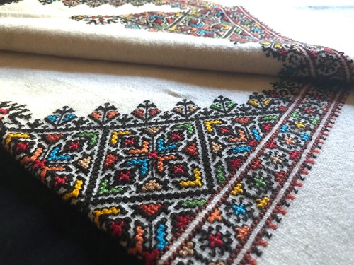 Couverture laine broderie - en,