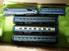 Jouef - Alpenrose - BB 67001  moustache et Chaudière + 3 voitures cwil Pullman 