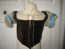 Vêtement ancien enfant corset