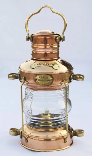 Ancienne lampe pétrole - lampe,