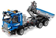 LEGO TECHNIC 8052 -- SET