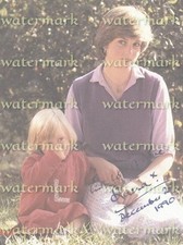 Princesse De Galles Diana 1990 Famille Royale Photo Reproduite Signée 8"X11". #1