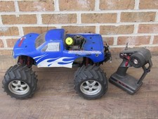 TRAXXAS GAS POWERED  1:10 SCALE REMOTE CONTROL RC  TRUCK WITH REMOTE   'AS IS'