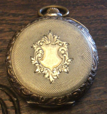 ANCIENNE PETITE MONTRE DE COL en argent vers 1900