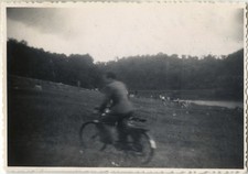 ANTIQUE PHOTO - VINTAGE SNAPSHOT - MOPED SOLEX MOTOR MOTORCYCLE 1947