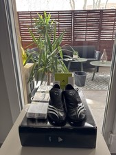 Chaussures de football adidas