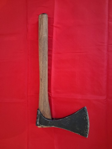 Hache ancienne forestier - ancienne,