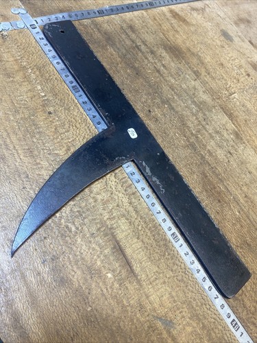 Enclume old tool outil - /,