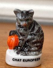 Fève Chat aux yeux vert