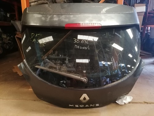 Malle hayon coffre renault - /,