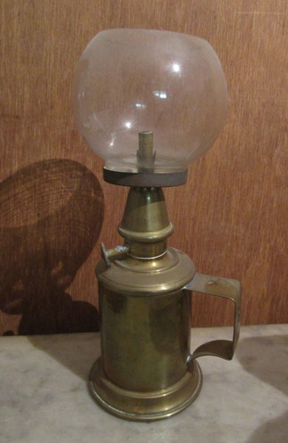 Véritable lampe pétrole - véritable,