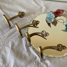 4 patères anciennes en laiton