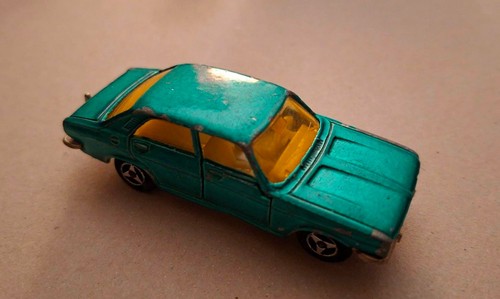 Voiture miniature ancienne - voiture,