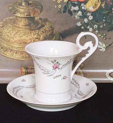 Ancienne tasse style empire - style,