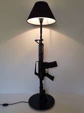 LAMPE DESIGN M4 NOIR (AR15 M16 chevet bureau table lamp SWAT USA army colt gun )