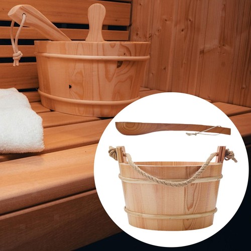 Bois sauna avec louche - la,