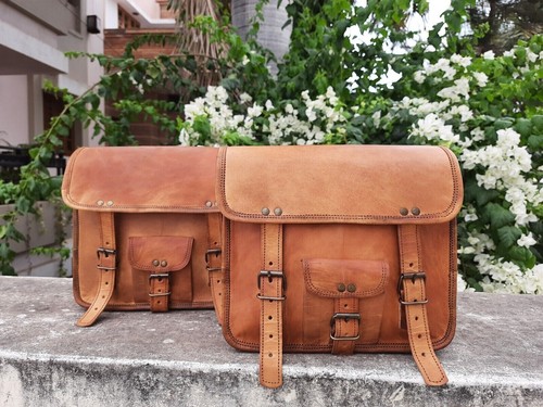 Pochette latérale cuir - , 2