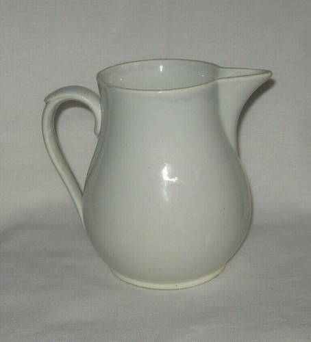 Cruche pichet ancien broc