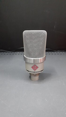 Microphone condensateur - à,