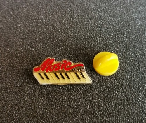 Pin music club piano - pin's,