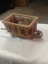 Chariot décoratif en bambou et bois – miniature artisanale – 35 cm – 165 g