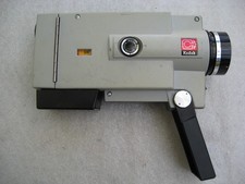 Kodak Instamatic M6 : camera de cinéma, format Super 8. Parfaite, dans son étui 