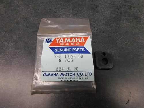 Yamaha nos oil pipe holder - yamaha,