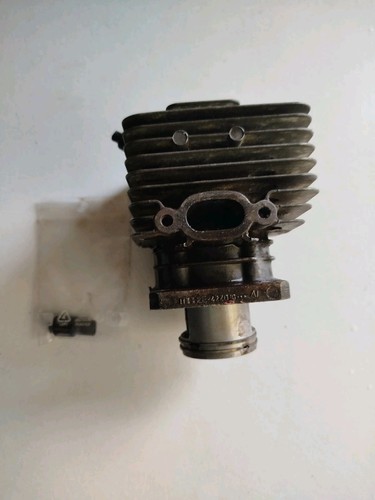 Cylindre piston pour - piston,