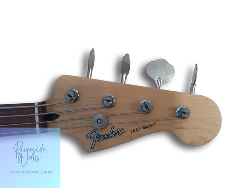 Guitare basse électrique