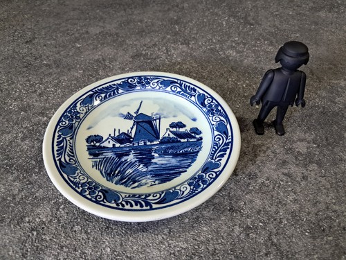 Assiette décorative - , en