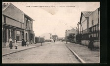 Old postcard Villeneuve-le-Roi, Rue du Commerce 1926 