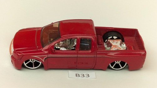 Voiture b33 hot wheels 31 - hot,