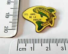 SUPERB PIN'S PIN LES AMIS DE LA VOLZIE FRANCE FISHING TROUT EGF ZAMAC