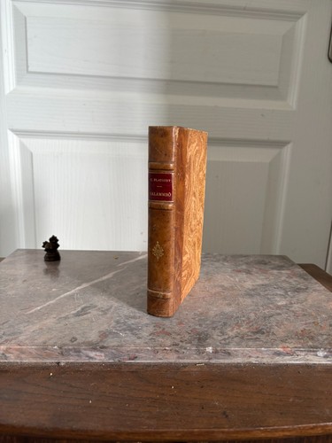 Livre ancien cuir relié - ancien,
