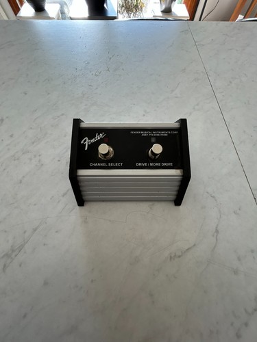 Fender footswitch - g/mg,