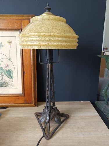 Lampe ancienne fer - forgé, et