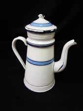 Ancienne cafetière émaillée