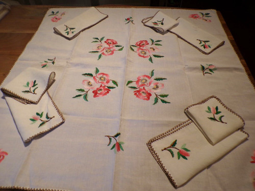 Linge ancien nappe - a, thé