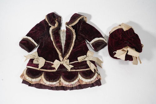 Robe ancienne pour petite - ,